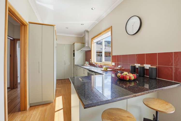 8 Lyndhurst Road Tawa_15