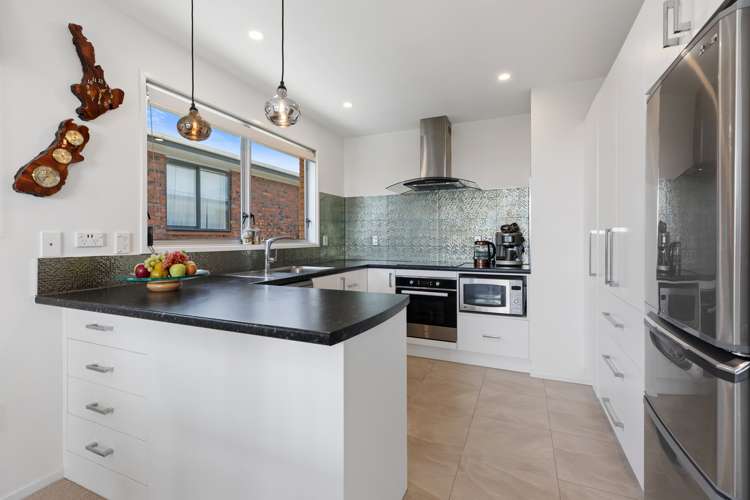 24 Wickham Place Hairini_6