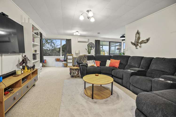 73 Pipiroa Road_4