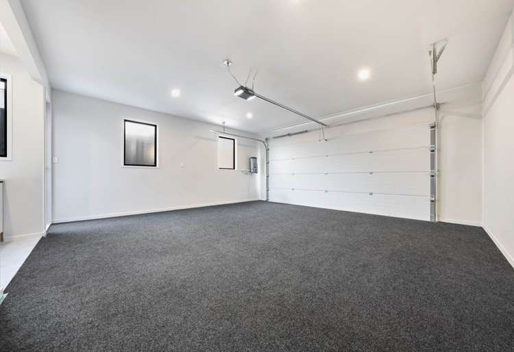 80 Medallion Drive Oteha_18
