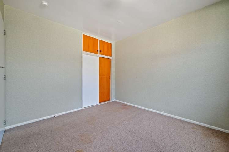 2/696 Gloucester Street Linwood_7