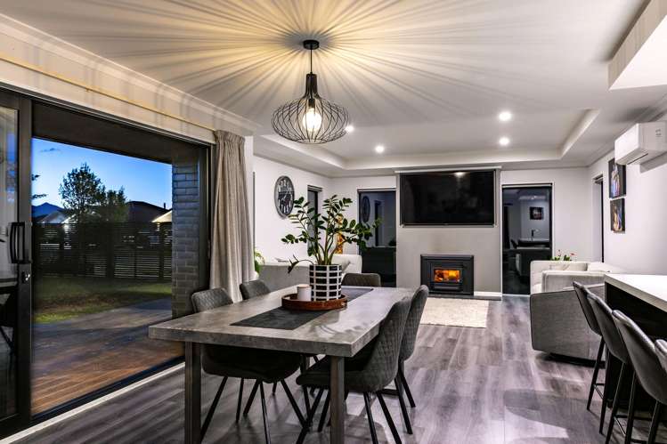 17 Catalina Crescent Burleigh_2