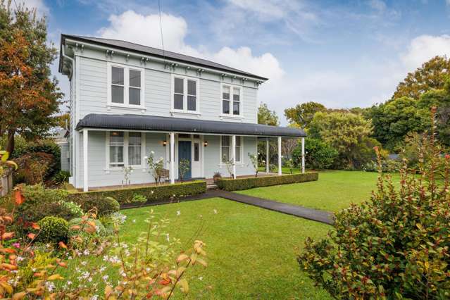 Beautifully Renovated Marton Icon