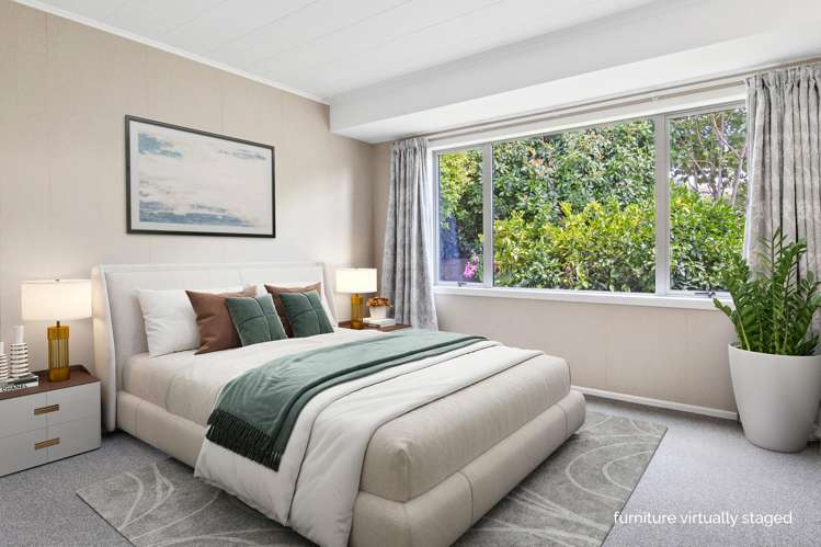 2/7 Reeves Road Acacia Bay_16