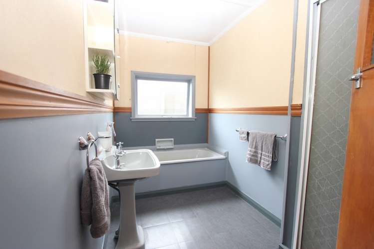 49 Albert Street Pahiatua_7