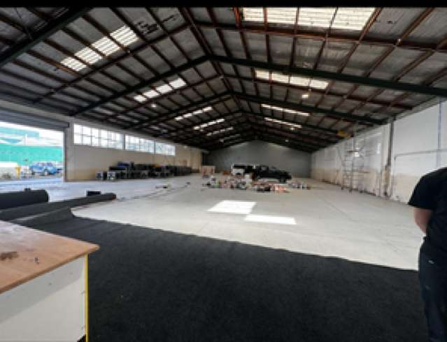 Functional warehouse next to Bunnings