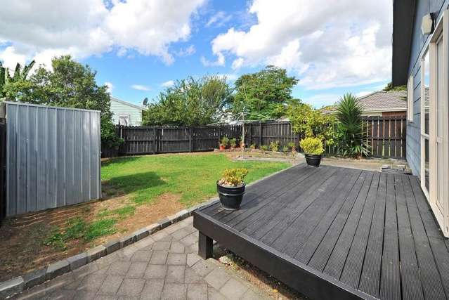 7 Norrie Smith Avenue Flat Bush_4