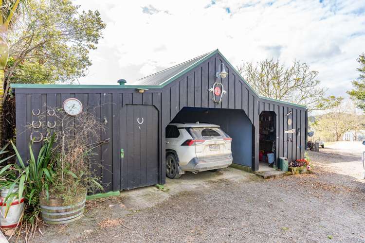 1526 Ararua Road Otamatea Surrounds_17