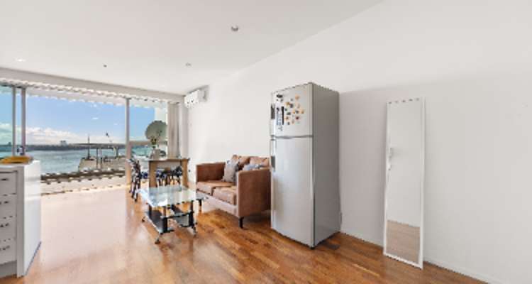 1106/2 Beach Road_0