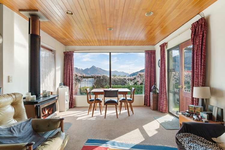 8 - 12 Anderson Heights Queenstown Hill_11