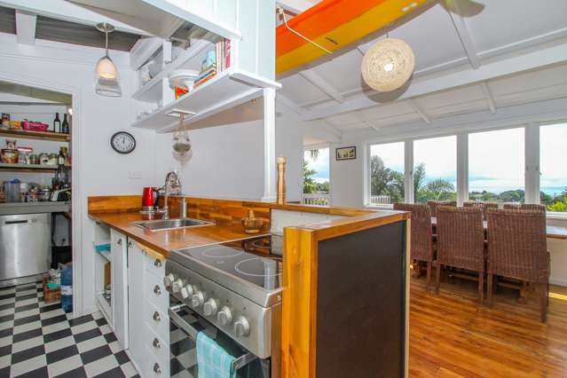 15 Gledstane Road Stanmore Bay_2