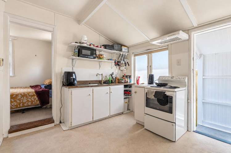 152 Grey Street Onehunga_10