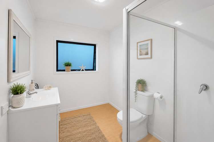 64 Jellicoe Parade Surfdale_10