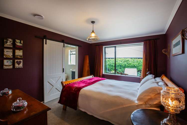 1 Lusty Place Stoke_8