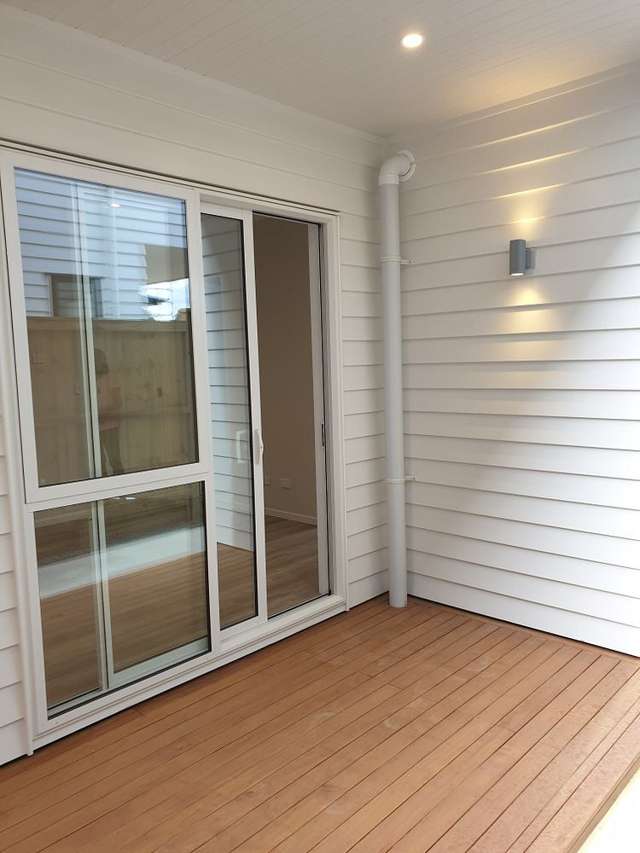 Ready to Move In 2 Bedroom Self-Contained Unit