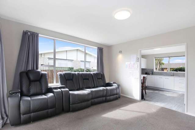 2a/565 Ferry Road Woolston_4