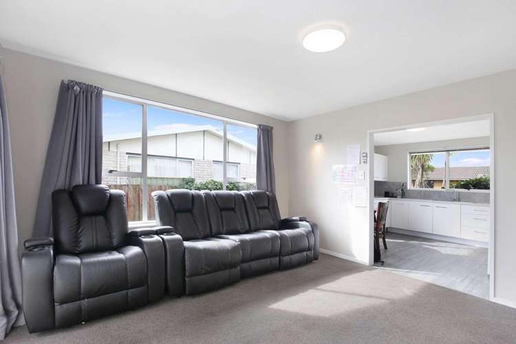 2a/565 Ferry Road Woolston_4