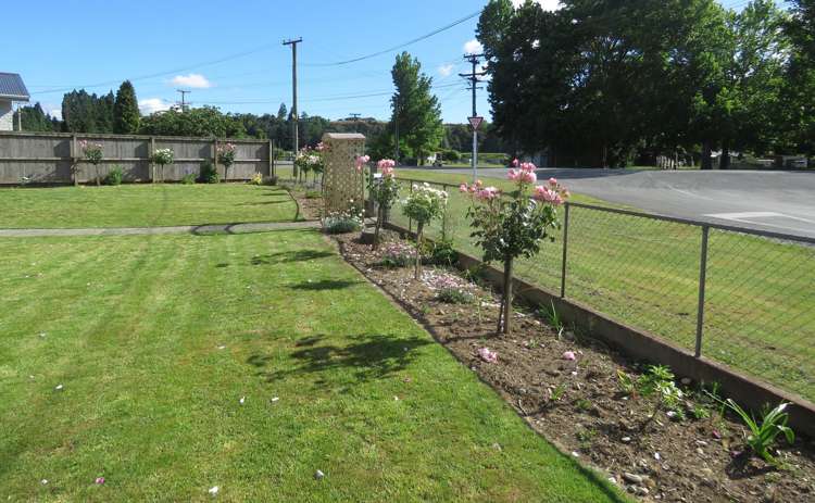 2A Crampton Road Reefton_17