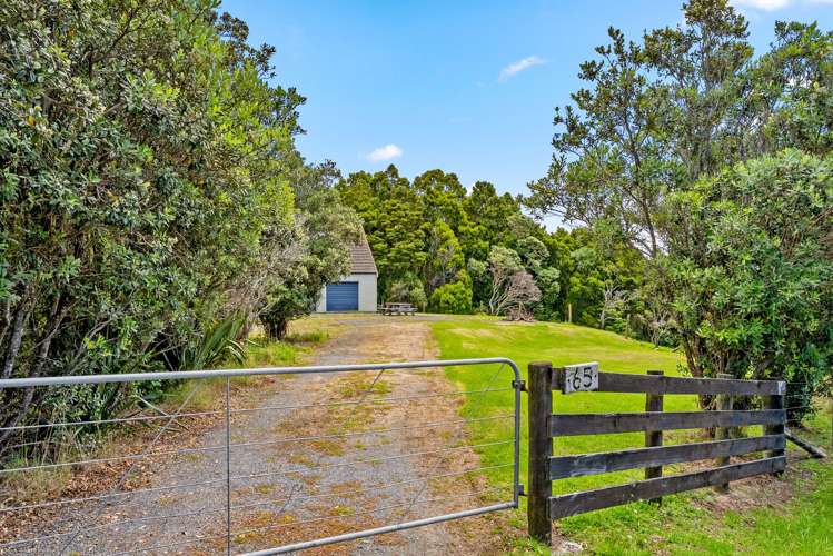 65 M Greenwood Road Leigh_6