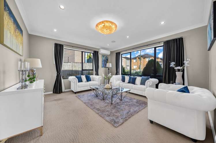8 Listack Drive Flat Bush_3