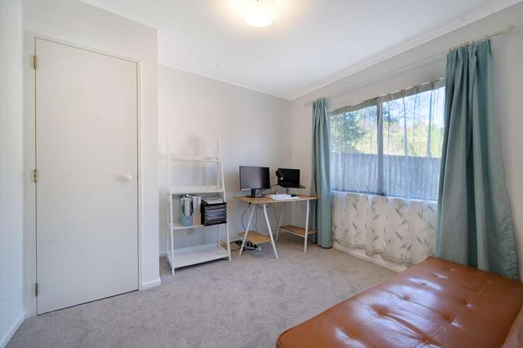 76A Chilcott Road Henderson_13