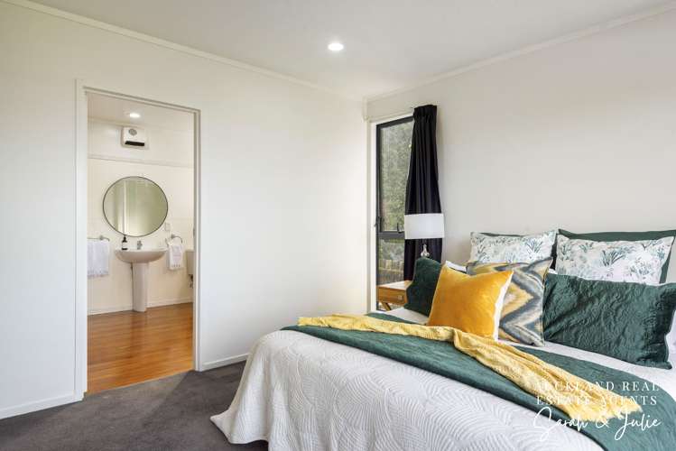 51 Belfast Street Hillsborough_25