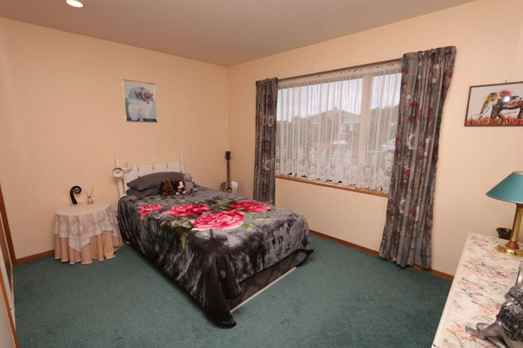 48 Reid Crescent Allenton_10