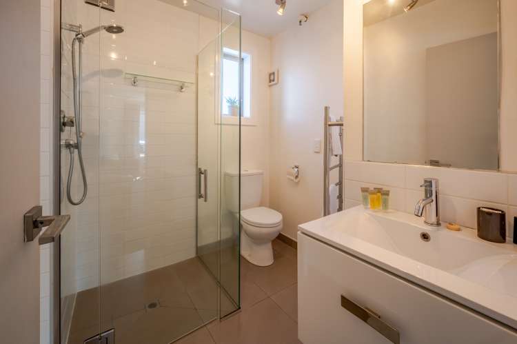 2c Church Street Akaroa_14