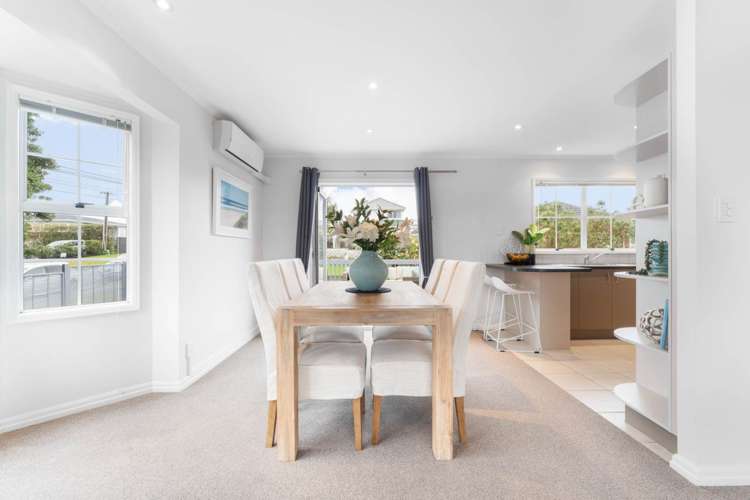 1/1 Folkestone Street Murrays Bay_21