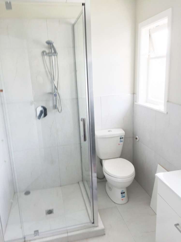 2/2 Kelvin Road Papakura_7