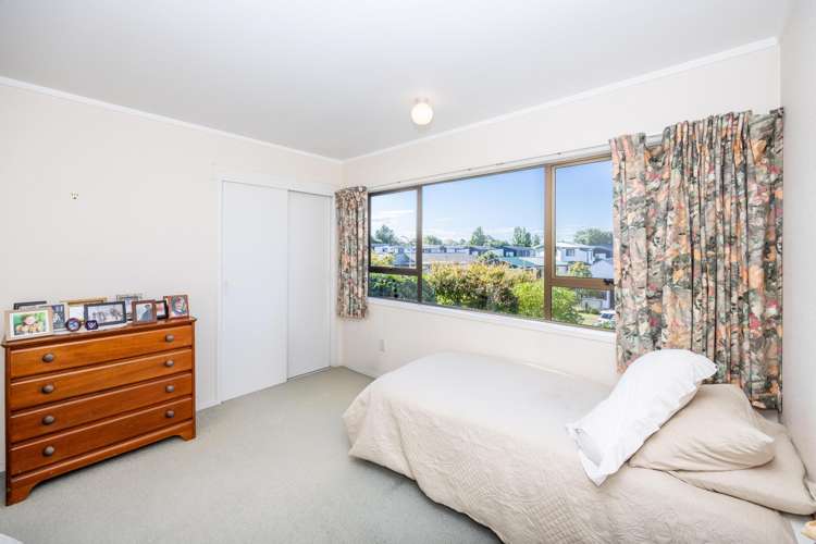 28 Gilbass Avenue Hamilton Lake_17