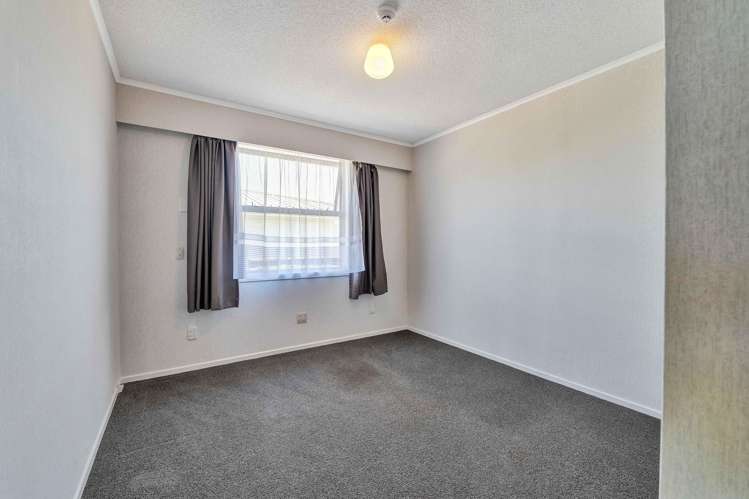 8 Kennedy Place Merrilands_11