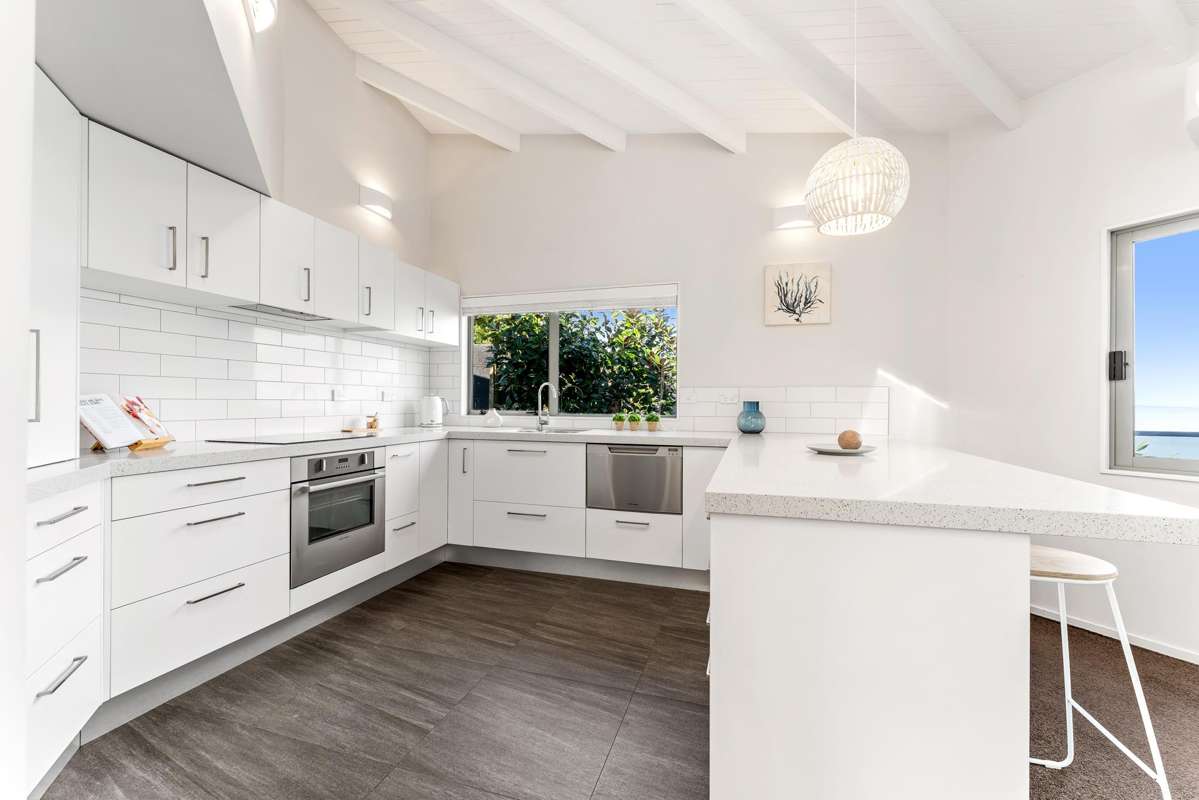 769B Whangaparaoa Road_3