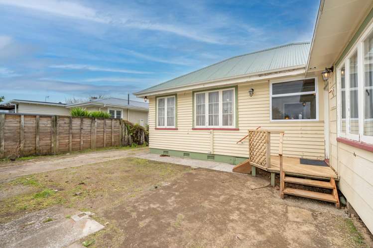 15 Fox Street Hamilton East_18
