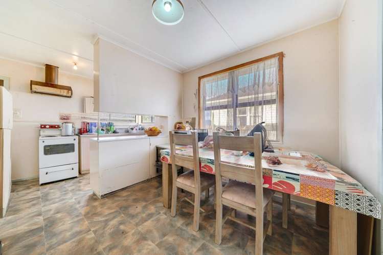 9 Michelle Place Mangere_6