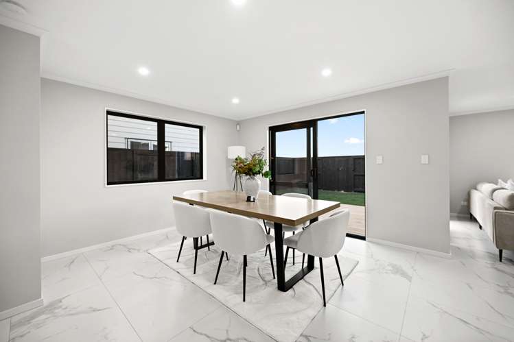 16 Absolum Crescent Chartwell_8