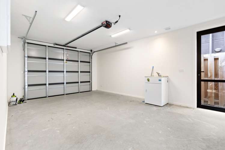 6 Bellamore Street Dalefield/Wakatipu Basin_13