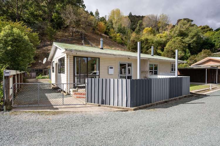 1 and 2/22 Mill Street Maitai Valley_20