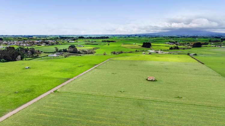 0n Ngarongo Road Normanby_60