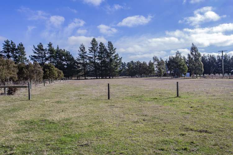 663 Poyntzs Road West Eyreton_12