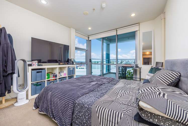 1310/30 Beach Road Auckland Central_11