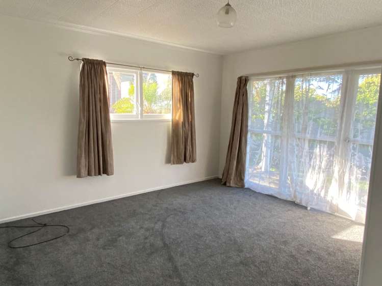 10 Mcmillan Place Mellons Bay_11