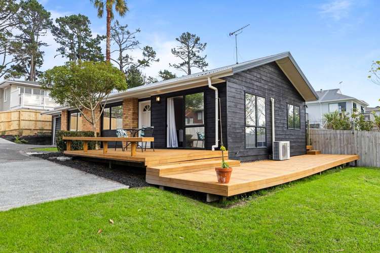 2/238 Sunset Road Windsor Park_1