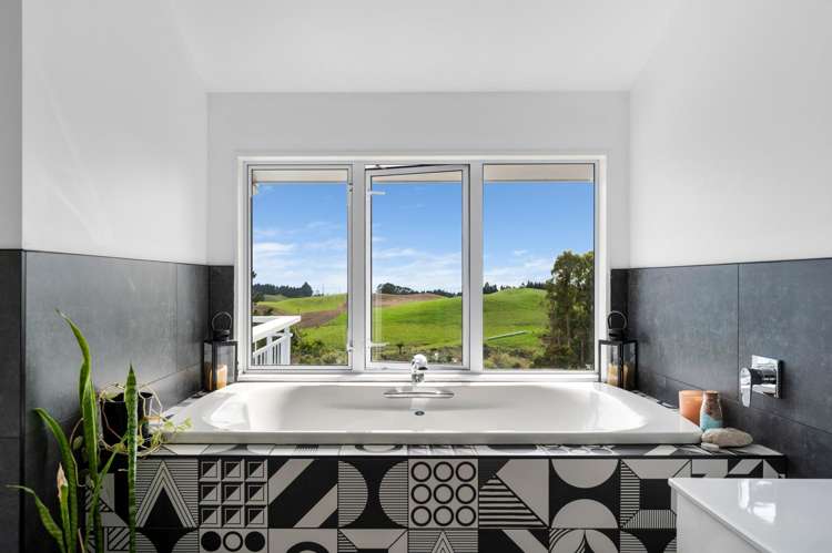 287 Rowe Road Ohauiti_15