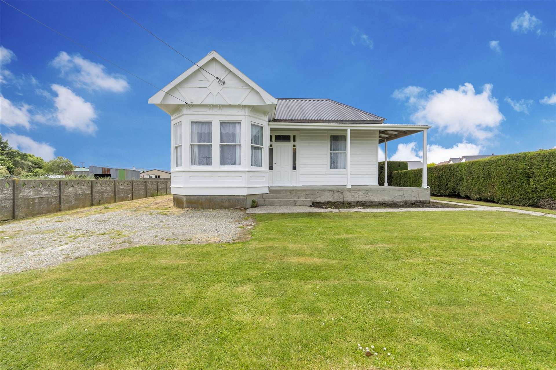 2 Scott Street Mataura_0