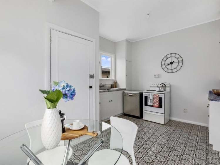 1/48 Athlone Crescent Avalon_2