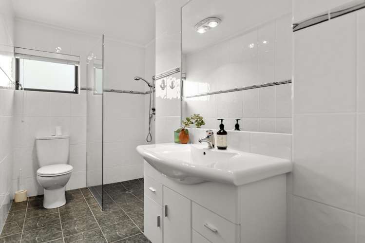 19 Manuwai Drive Matua_32