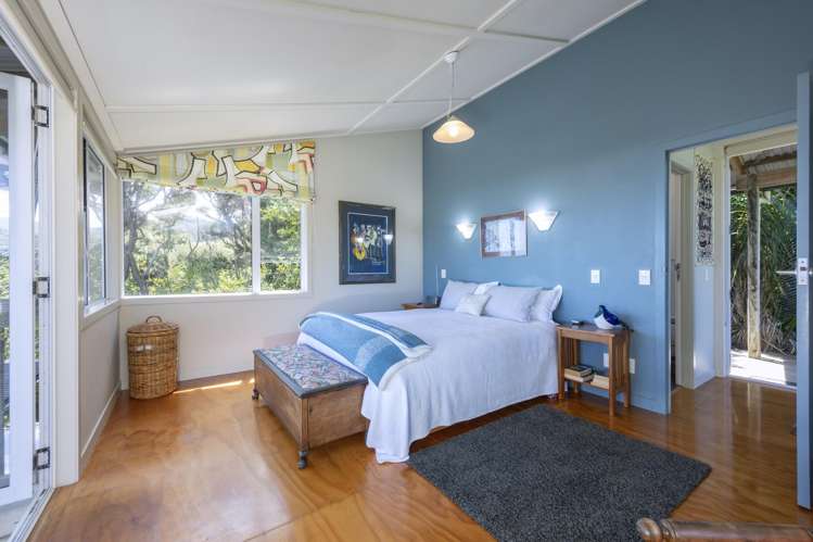 61 Garden Road Piha_12