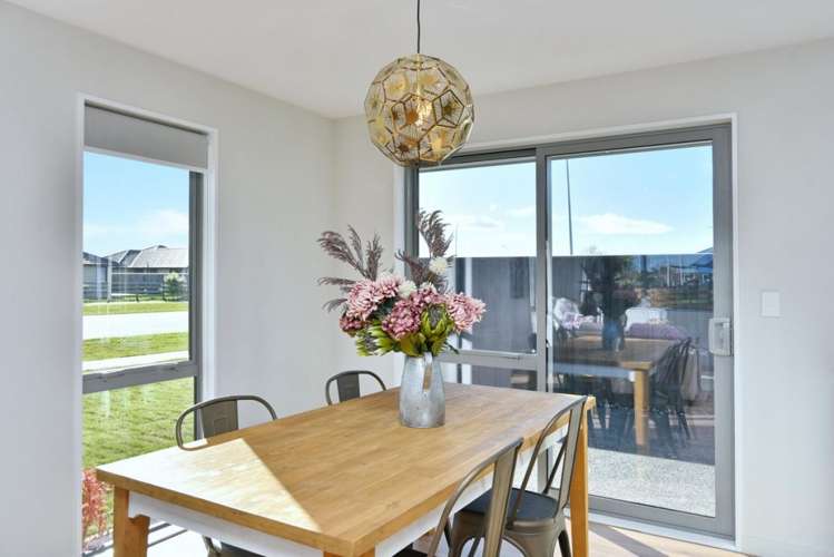 1 Sills Street Woodend_13