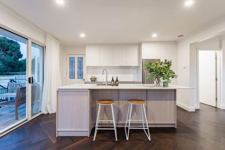 27 Chain Hills Road Chain Hills_16